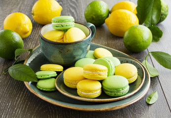 Key lime and lemon macaroon.