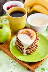Breakfast with apple pancakes