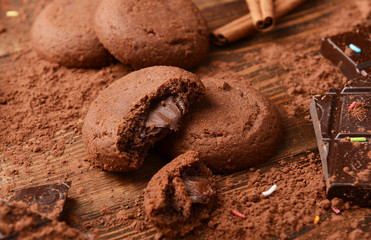 chocolate cookies