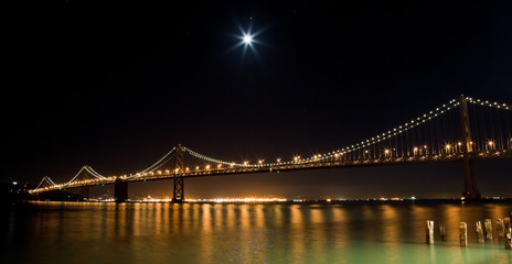 Fototapeta premium San Francisco Bay bridge in the night