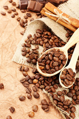 Fototapeta na wymiar Coffee beans on table close-up