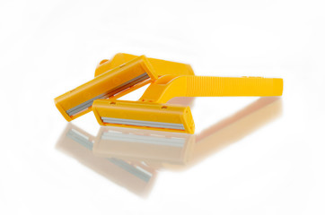 twin razor and white background