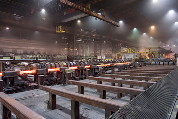 Herstellung im Rohrwerk // Pipe Mill