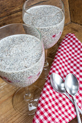 chia seed vanilla pudding