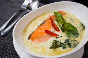 Green curry with grilled salmon
