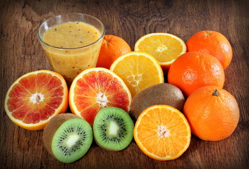 frullato di arance e kiwi