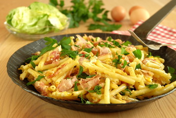 Schinkennudeln Makkaroni