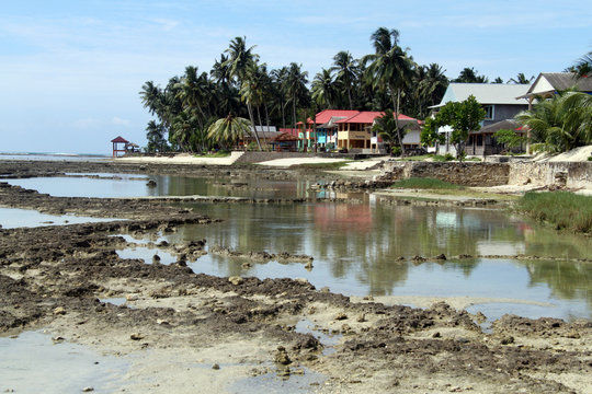 Pantai Sorake