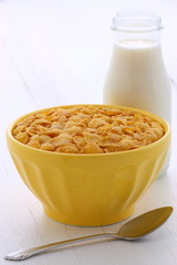 Healthy corn flakes breakfast