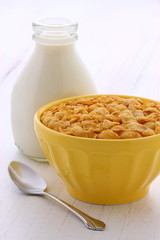 Healthy corn flakes breakfast