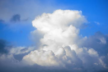 Naklejka na ściany i meble cumulonimbus stormy cloud