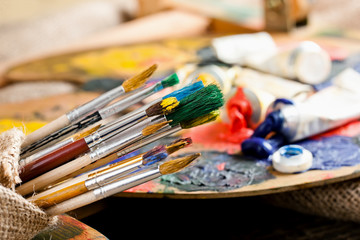 Obraz premium Paints and brushes