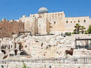Fototapeta premium A view of Mosque Al-Aqsa in Jerusalem