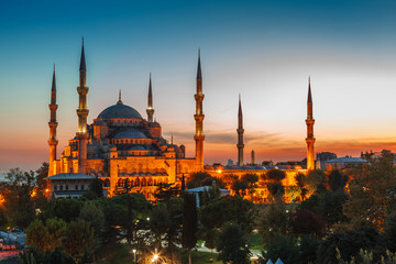 Obraz premium Błękitny Meczet w Stambule, z zachodem słońca