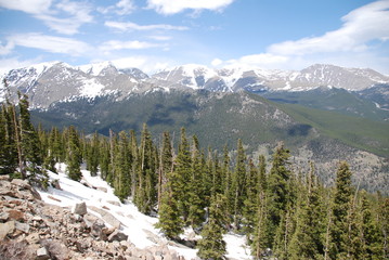 A view from Rainbow curve, Rocky Mountain National Park, CO, US