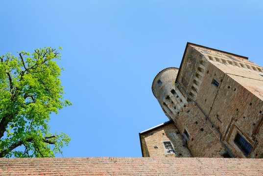 Castello di Roddi nelle Langhe - Roddi - (Cn)