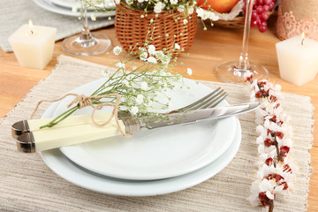 Table setting with spring flowers close up