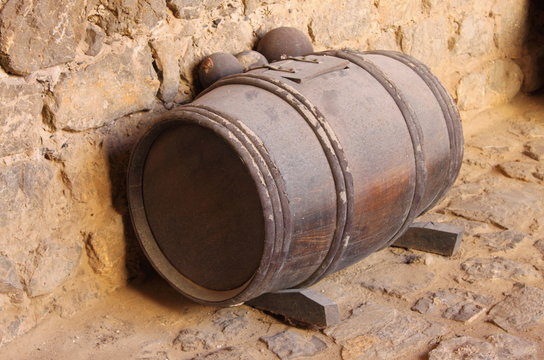 Gunpowder Barrel