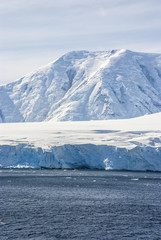 Fototapeta na wymiar Antarctica - Antarctic Peninsula - Palmer Archipelago - Neumayer