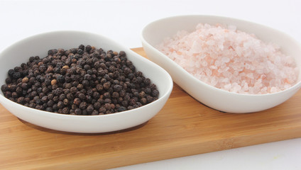 gros sel poivre en grains