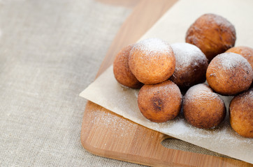 Doughnut balls