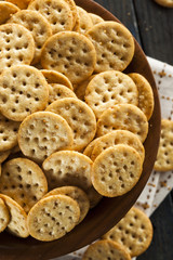 Whole Grain Wheat Round Crackers