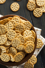 Whole Grain Wheat Round Crackers