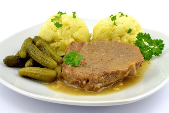 braised beef with potatoes and cucumber