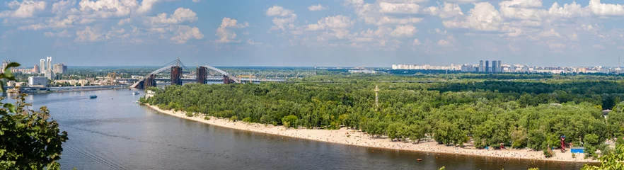 Raamstickers Panorama van de rivier de Dnjepr in Kiev, Oekraïne © Leonid Andronov