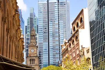 Sydney Town Hall and Queen Victoria Building  (Australia) © Noradoa