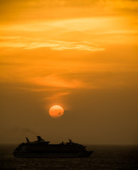 Fototapeta na wymiar Zachód słońca nad Karaibów