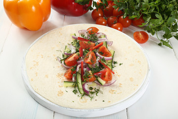 tortilla wrap con verdure