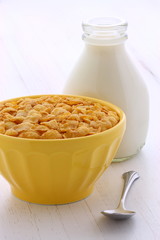 Healthy corn flakes breakfast