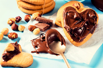Cream cookies
