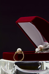Ring and brooch with pearls