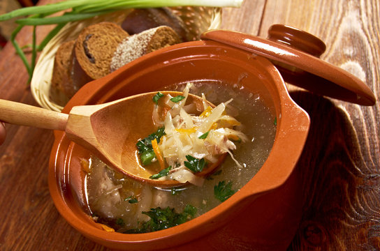 Russian sauerkraut soup stchi