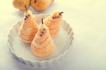 PEAR in pastry