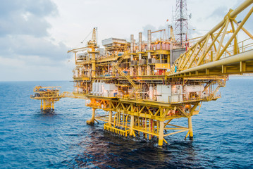 oil platform on the sea