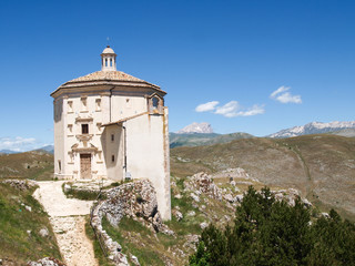 Fototapeta na wymiar The park of Rocca Calascio, the Castle