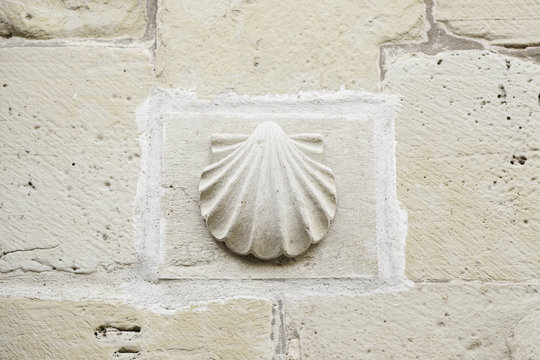 Shell pilgrims stone