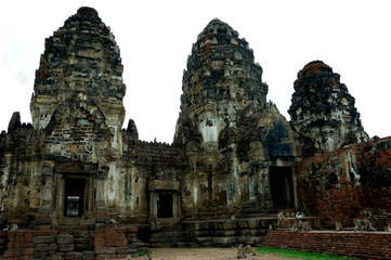 Fototapeta na wymiar Monkey Temple - Lopburi