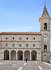 Fototapeta premium chiesa S.Berardo Pescina (Abruzzo)