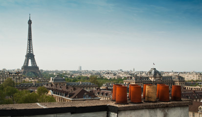 panorama toits de Paris et tour Eiffel