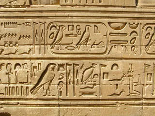Keuken spatwand met foto Temple of Kom Ombo, Egypt: ancient egyptian hyeroglyphs © icon72