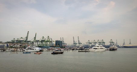 Fototapeta premium west coast harbour singapore