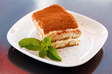 Tiramisu Cake