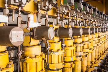 pressure gauge in oil and gas industry