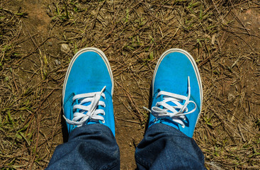 canvas sneakers with jeans