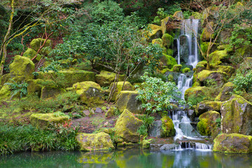 Fototapeta premium Asian Garden Waterfall