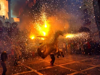 Muurstickers santa tecla festival in Tarragona, Spain © nito